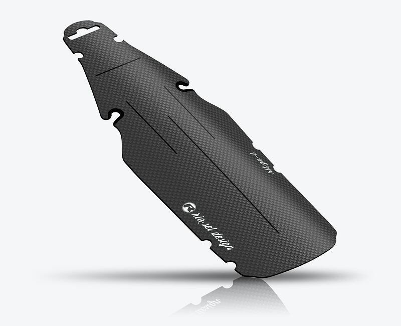 Zadný blatník RIESEL Ritze Large, Carbon